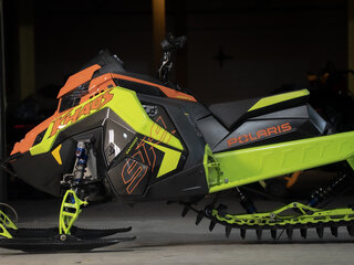 2023 Polaris 9R RMK Khaos Slash 155, жёлтый, 2400000 рублей, вид 3