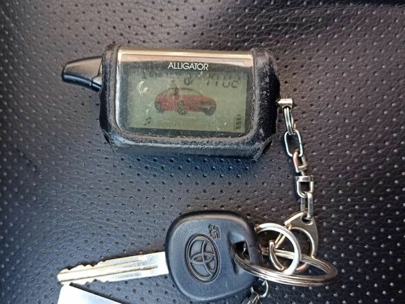 2002 Toyota FunCargo, серый, 450000 рублей - вид 8