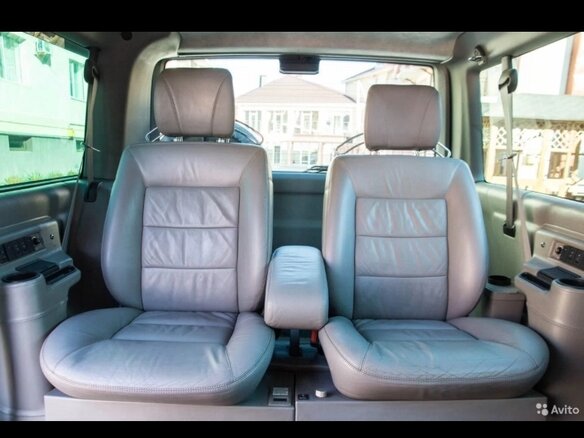 2003 Volkswagen Caravelle T4, чёрный, 1100000 рублей - вид 6