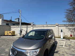 2015 Nissan Quest IV, серебристый, 2175000 рублей, вид 2