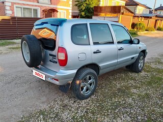 2007 Chevrolet Niva I, серебристый, 395000 рублей, вид 2