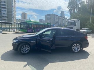 2012 BMW 5 серии Gran Turismo 535i xDrive VI (F10/F11/F07), синий, 1790000 рублей, вид 4