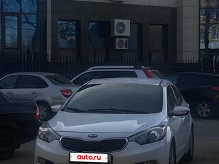 2013 Kia Cerato III, белый, 1500000 рублей, вид 2