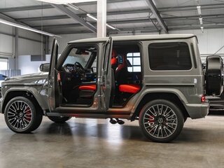 2025 Mercedes-Benz G-Класс AMG 63 AMG II (W465) Рестайлинг, серый, 37900000 рублей, вид 5