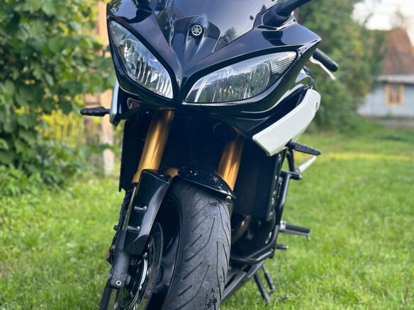 2011 Yamaha FZ8, белый, 550000 рублей - вид 6