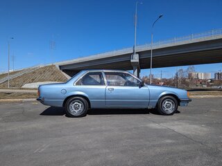 1978 Opel Commodore C, голубой, 400000 рублей, вид 4