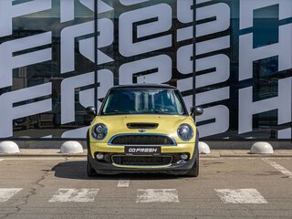 2007 Mini Hatch Cooper S II (R56), жёлтый, 749000 рублей, вид 3
