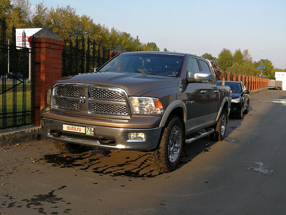 2010 Dodge RAM IV (DS/DJ), коричневый - вид 2