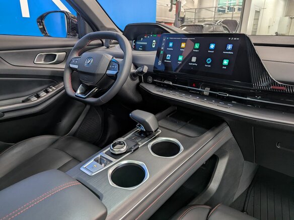 2024 Changan UNI-S I, белый, 2249000 рублей - вид 26