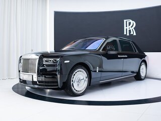 2023 Rolls-Royce Phantom Extended VIII Рестайлинг (Series II), чёрный, 48000000 рублей, вид 2