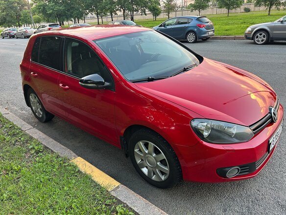 2009 Volkswagen Golf VI, красный, 730000 рублей - вид 6
