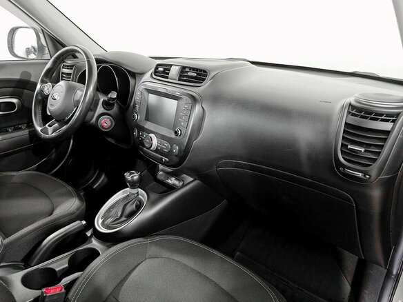 2018 Kia Soul II Рестайлинг, бежевый, 1440000 рублей - вид 10