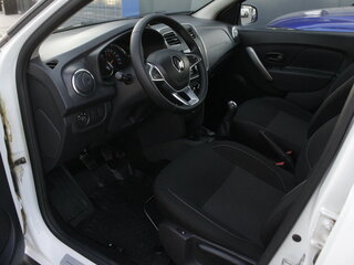2019 Renault Sandero Stepway II Рестайлинг, белый, 1195000 рублей, вид 5