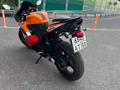 2007 Honda CBR 600RR, чёрный, 720000 рублей, вид 2