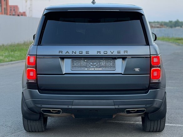 2019 Land Rover Range Rover IV Рестайлинг, серый, 6890000 рублей - вид 5