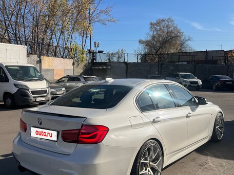 2016 BMW 3 серии 320d xDrive VI (F3x) Рестайлинг, белый, 2650000 рублей, вид 5