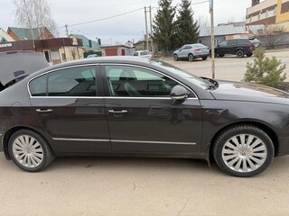 2007 Volkswagen Passat B6, коричневый, 800000 рублей, вид 2