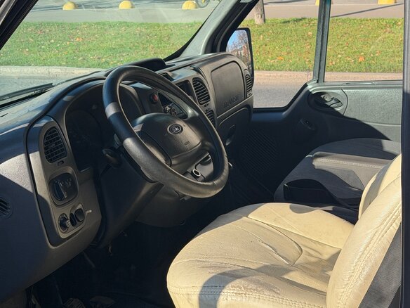 2005 Ford Transit, белый, 230000 рублей - вид 6