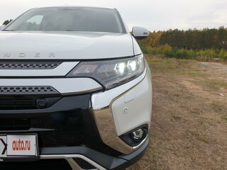 2020 Mitsubishi Outlander III Рестайлинг 3, белый, 3379212 рублей, вид 1