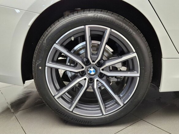 2026 BMW 3 серии Long 325Li VII (G2x) Рестайлинг 2, белый, 6500000 рублей - вид 9