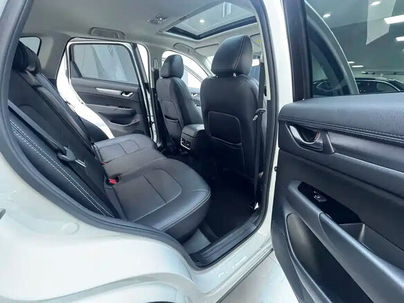 2023 Mazda CX-5 II Рестайлинг, белый, 1950035 рублей - вид 21