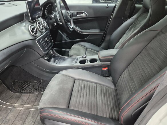 2015 Mercedes-Benz CLA 180 I (C117, X117), белый, 1599000 рублей - вид 13