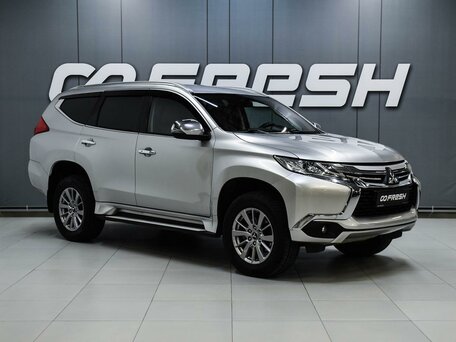 Mitsubishi Pajero Sport III