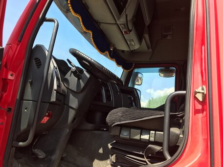 2011 Renault Premium, красный, 2400000 рублей, вид 5