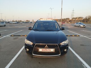 2011 Mitsubishi Outlander II Рестайлинг, чёрный, 1800000 рублей, вид 1