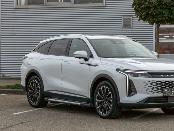 2023 Exeed RX (Yaoguang), белый, 2495000 рублей - вид 6
