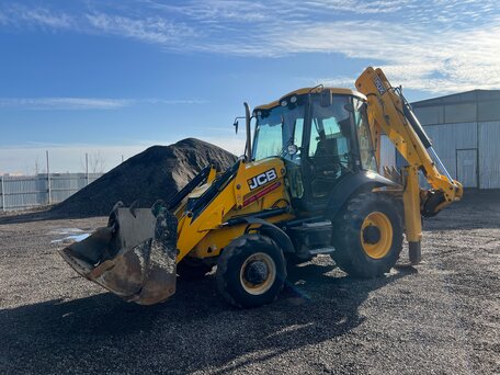 2022 JCB 3CX, 10000000 рублей, вид 2