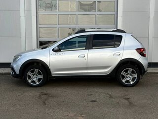2018 Renault Sandero Stepway II Рестайлинг, серый, 1051000 рублей, вид 2