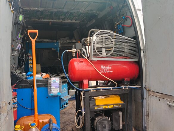 2006 Ford Transit, серый, 1700000 рублей - вид 7