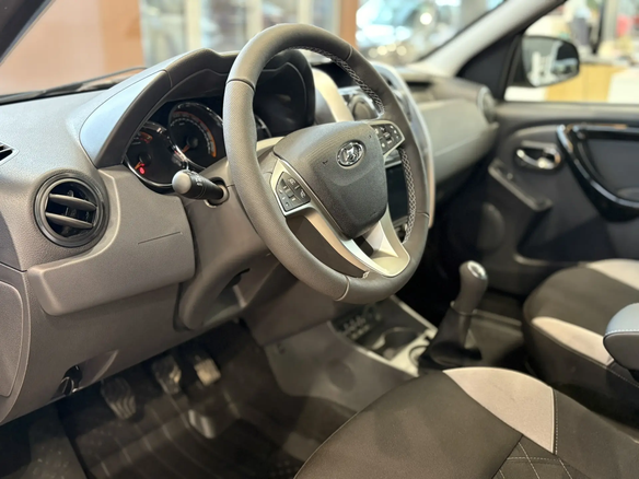 2026 Lada (ВАЗ) Largus Cross I Рестайлинг, коричневый, 2092000 рублей - вид 8