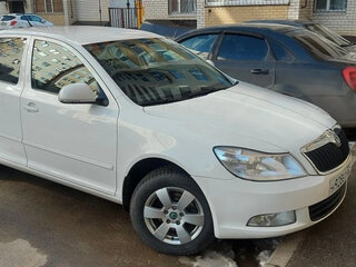 2012 Skoda Octavia II (A5) Рестайлинг, белый, 970000 рублей, вид 2