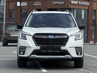 2022 Subaru Forester V Рестайлинг, белый, 2990000 рублей, вид 2