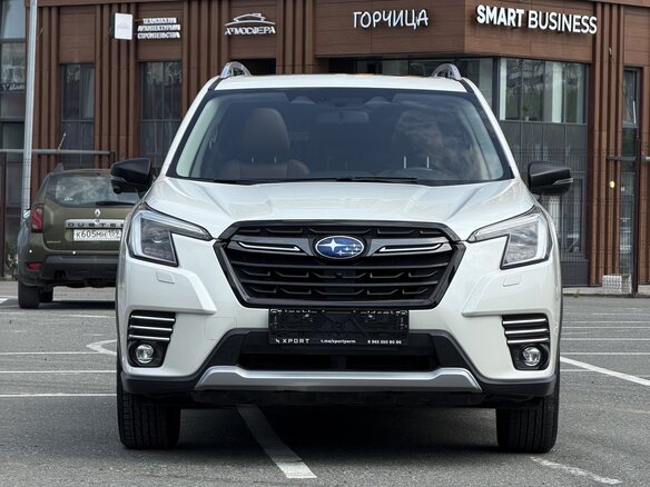 2022 Subaru Forester V Рестайлинг, белый, 2990000 рублей - вид 1