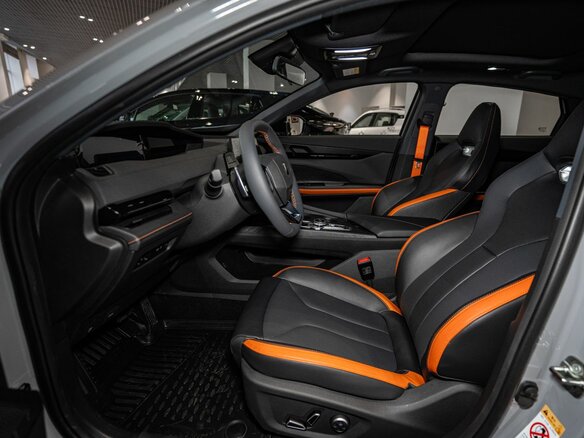 2024 Changan UNI-V I, серый, 2600000 рублей - вид 15