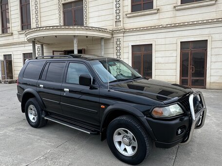 2003 Mitsubishi Pajero Sport I, чёрный, 1100000 рублей, вид 2