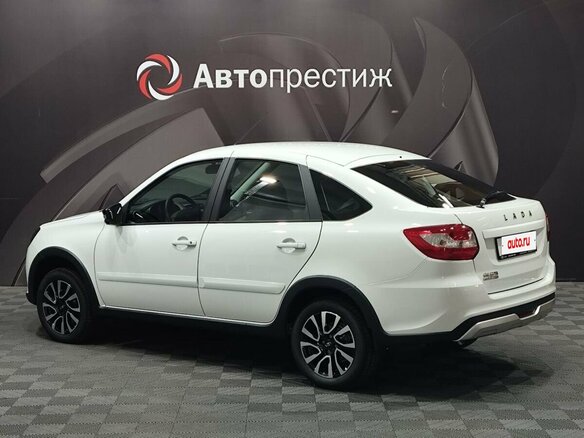 2026 Lada (ВАЗ) Granta Active Cross I Рестайлинг, белый - вид 5
