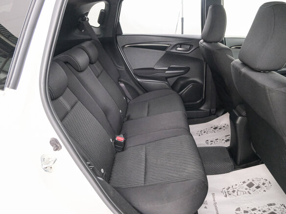 2017 Honda Fit III Рестайлинг, белый - вид 20