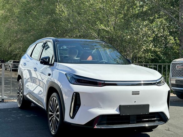 2026 Geely Galaxy M7, белый, 3485000 рублей - вид 2