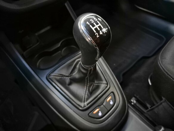 2018 Lada (ВАЗ) Vesta SW I, белый, 1029000 рублей - вид 13
