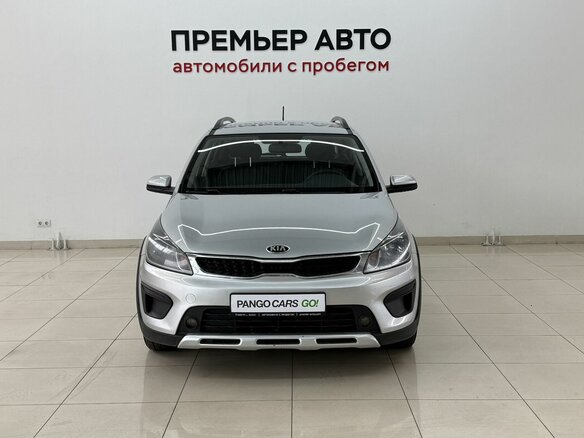 2018 Kia Rio X-Line IV, серебристый, 990000 рублей - вид 1