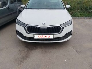 2021 Skoda Octavia IV (A8), белый, 2500000 рублей, вид 5
