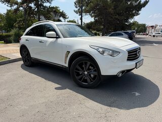 2012 Infiniti FX37 II (S51) Рестайлинг, белый, 2300000 рублей, вид 3