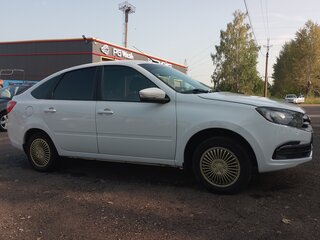 2023 Lada (ВАЗ) Granta I Рестайлинг, белый, 690000 рублей, вид 2