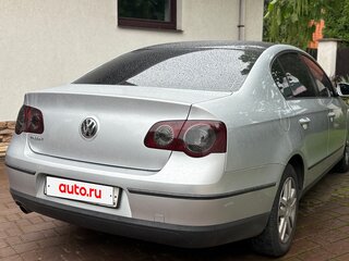 2008 Volkswagen Passat B6, серебристый, 530000 рублей, вид 3