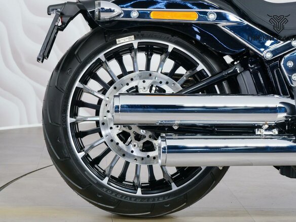 2025 Harley-Davidson Breakout, чёрный, 3099000 рублей - вид 8