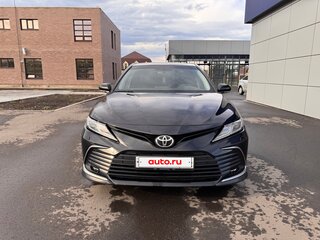 2021 Toyota Camry VIII (XV70) Рестайлинг, чёрный, 2550000 рублей, вид 4
